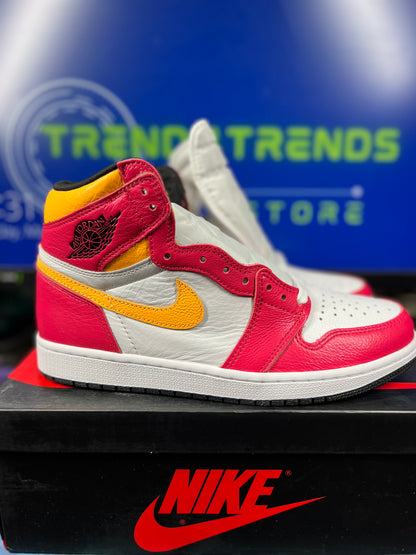 Size 9.0M/10.5W - Jordan 1 Retro High OG Light Fusion Red (2021)