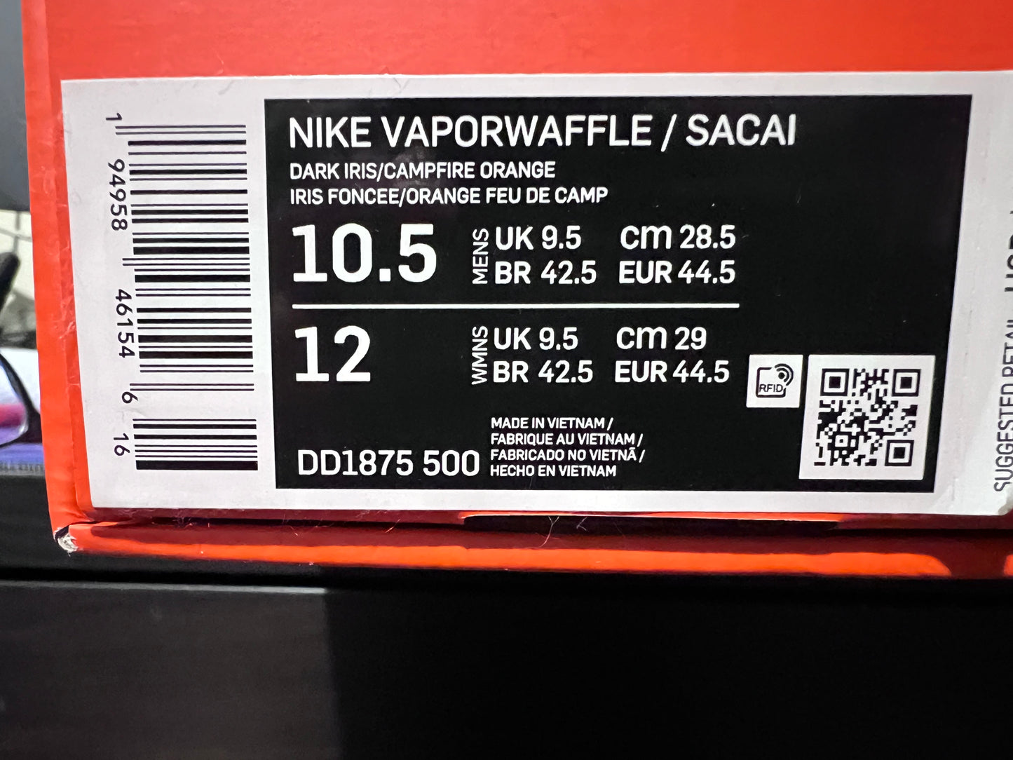 Size 10.5M/12.0W - Nike VaporWaffle/ SACAI Dark Iris (2021)